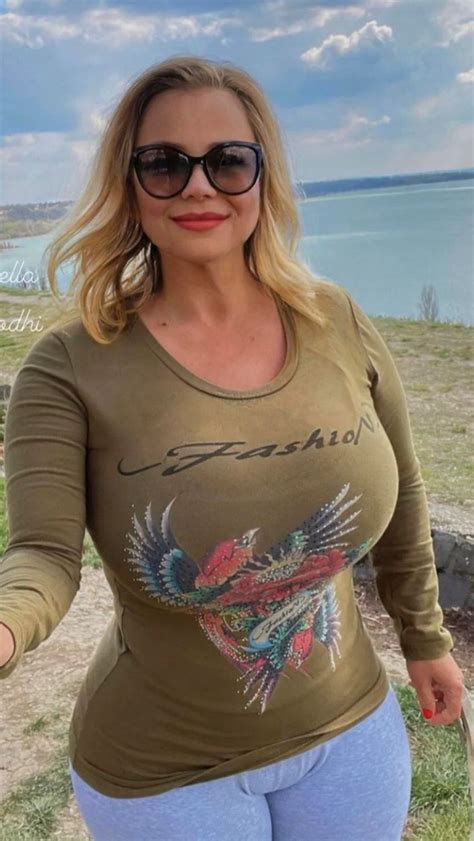 busty cougars|Im the MILF teacher: Heres how you can please hot older women